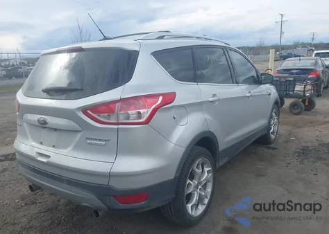 2013 Ford Escape Titanium из США, поврежденный, VIN 1FMCU0J96DUA19547
